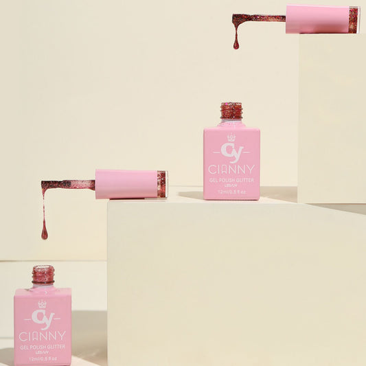 Gel polish super saturados con diferentes partículas de glitter.