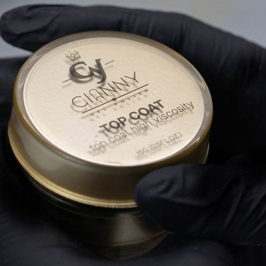 Gel de texturas, con la cualidad de ser un top coat denso que permite sellar y encapsular todo tipo de efectos, dando un finalizado super brillante y nivelado.